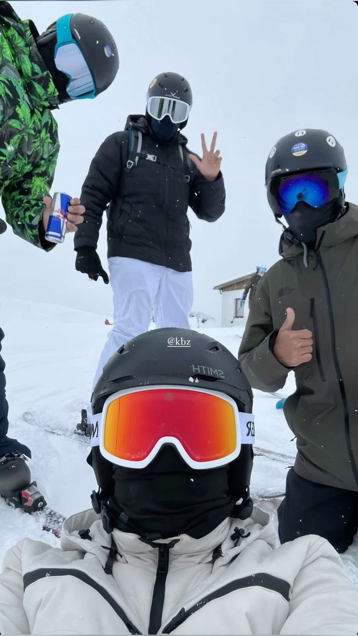 Kulgr - 4K UHD Ski Goggles